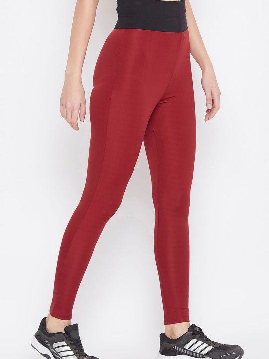 Activewear Ankle Length Tights in Red