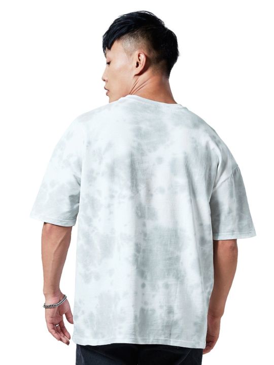 Batman Bat Signal Tie Dye Oversized T-shirts For Men (The Souled Store)