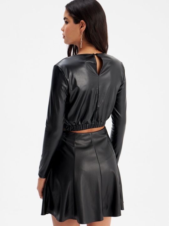 Black Solid Pattern Skirt (Sateen)