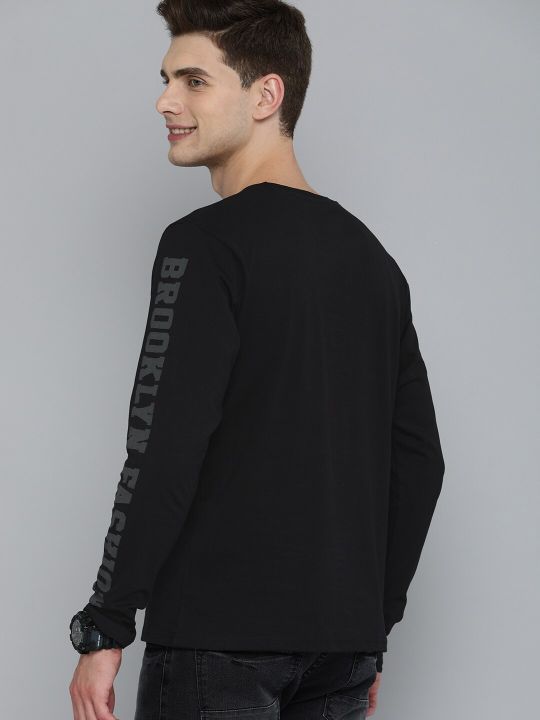 HERE&NOW Men Black Solid Printed Sleeve Pure Cotton T-shirt