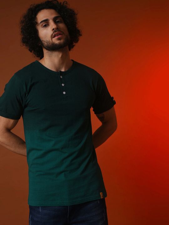Men Henley Neck Solid Casual T-shirt (Campus Sutra)