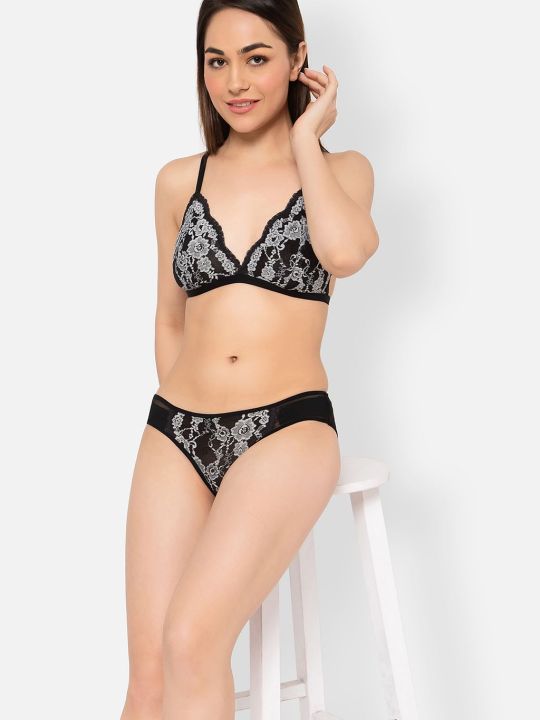 Non-Padded Non-Wired Demi Cup Plunge Bra & Low Waist Bikini Panty in Black - Lace