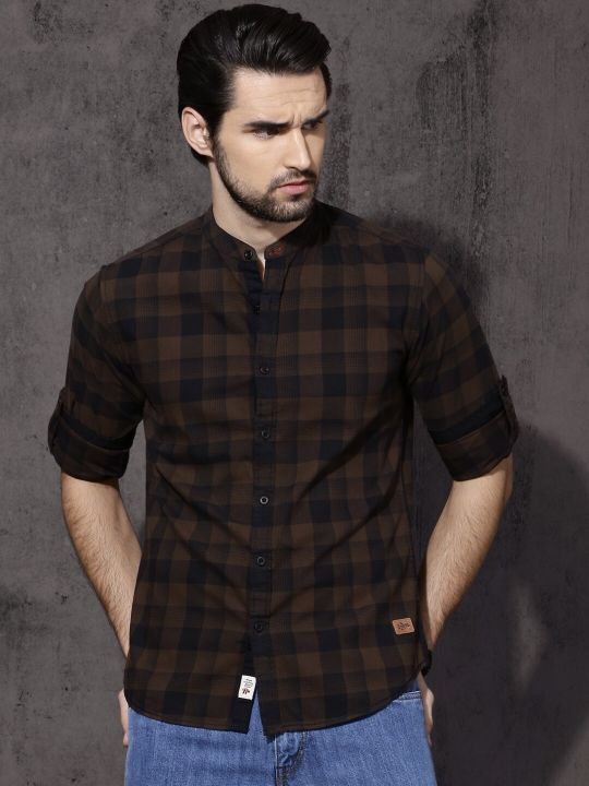 Roadster Men Brown & Black Slim Fit Checked Casual Sustainable Shirt