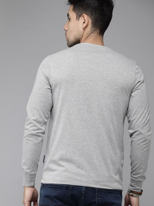 Roadster Men Grey Melange Solid Round Neck T-shirt