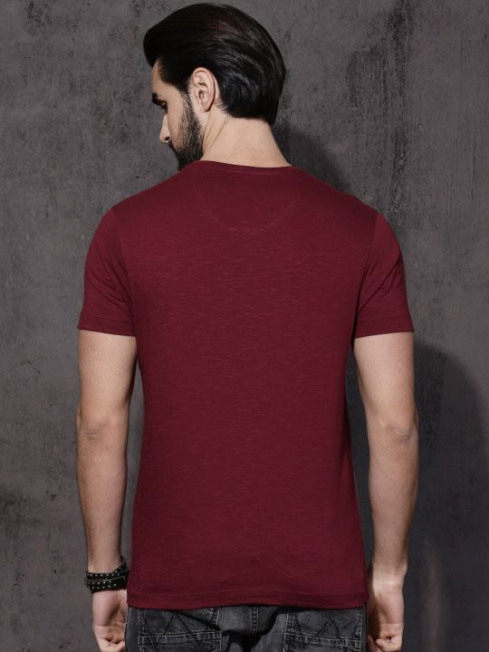 Roadster Men Maroon Slub Effect Printed Cotton Pure Cotton T-shirt