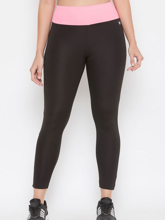 Snug Fit Active Ankle-Length Tights in Black