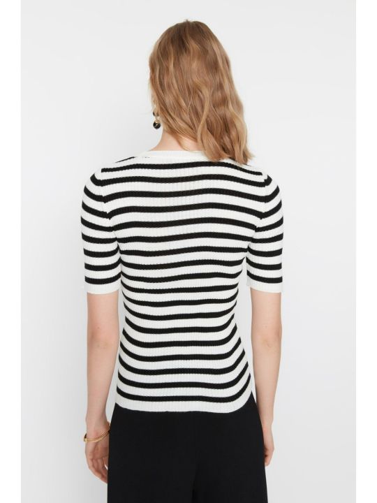 Womens White and Black Stripes Sweater (Trendyol)