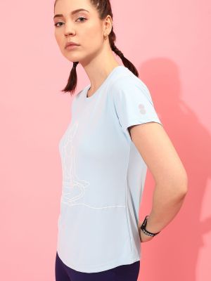 Comfort-Fit Abstract Figure Print Active T-shirt in Baby Blue