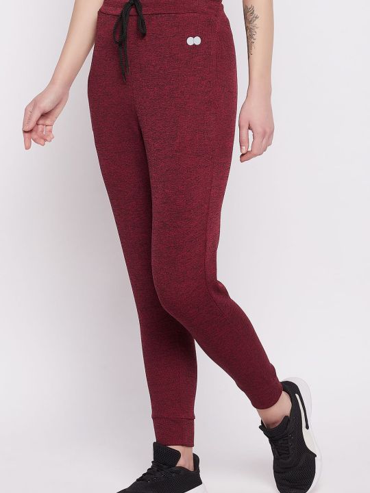 Comfort Fit Active Joggers in Maroon