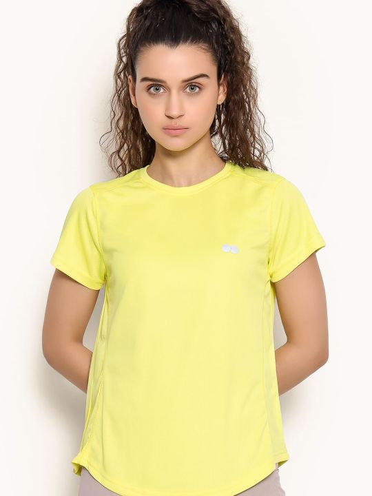 Comfort Fit Active T-shirt in Yellow