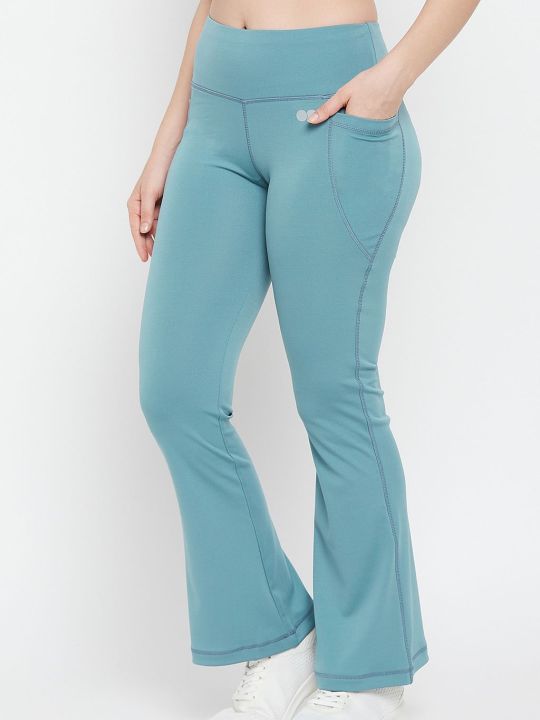 Comfort-Fit High Waist Flared Yoga Pants in Sky Blue with Side Pockets