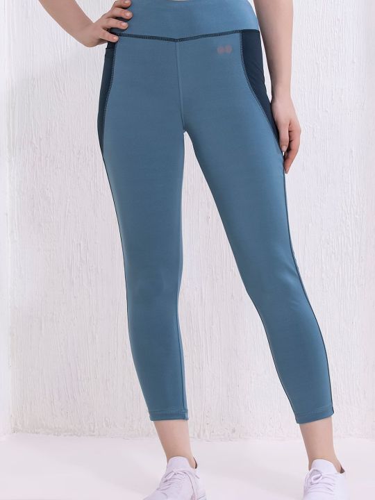 Mid-Rise Ankle-Length Active Tights in Baby Blue with Side Pockets